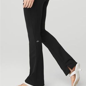 Alo Zip It Flare Yoga Pant
